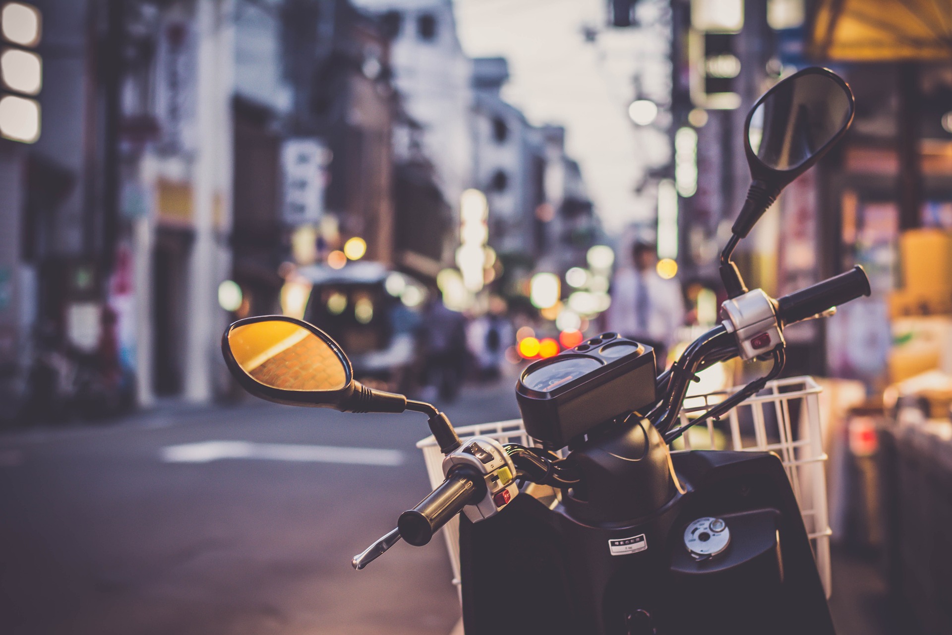 Umowa darowizny motocykla - przeniesienie własności pojazdu
